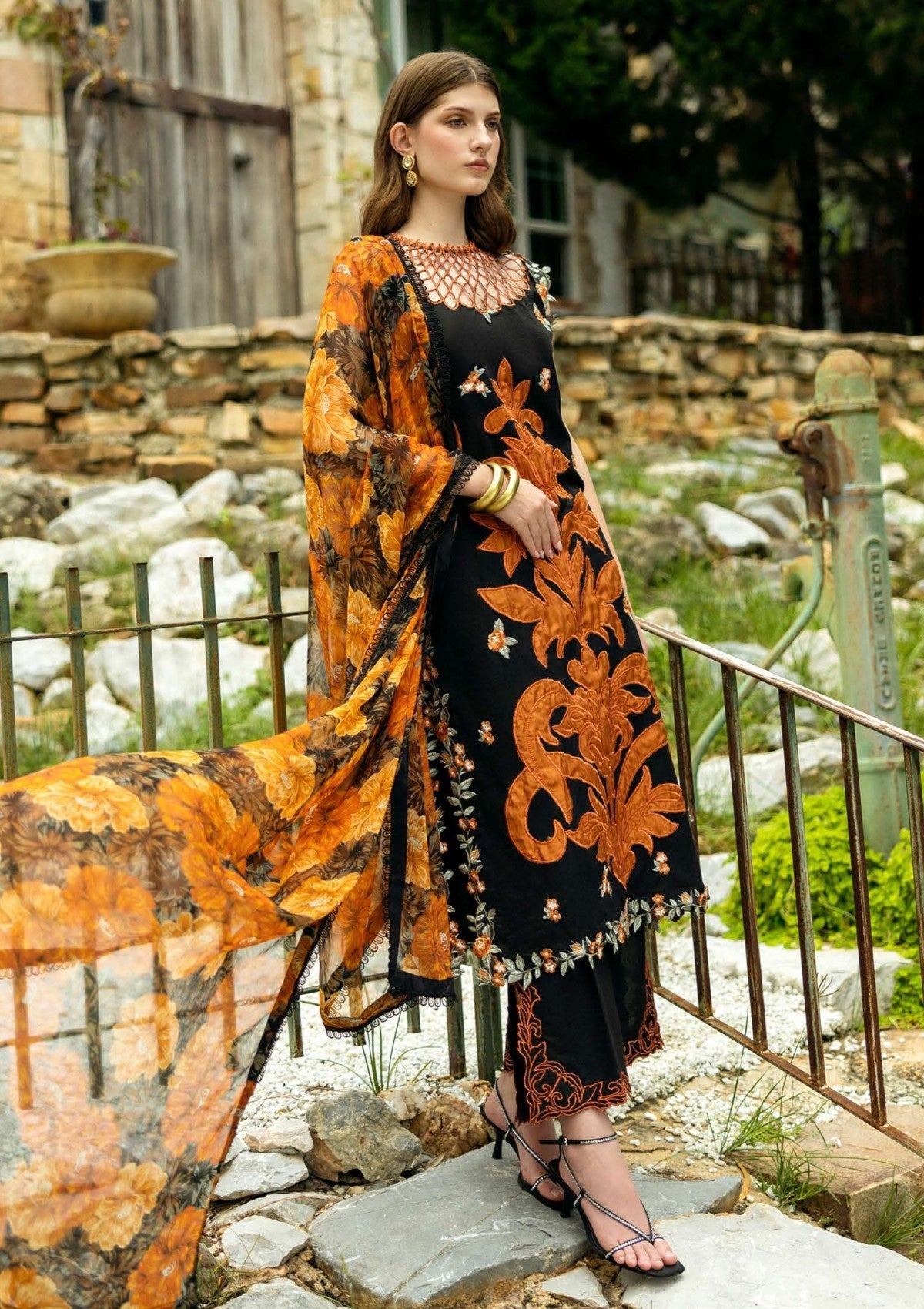 Lawn - Roheenaz - Flanerie - RN25#5B - Claire