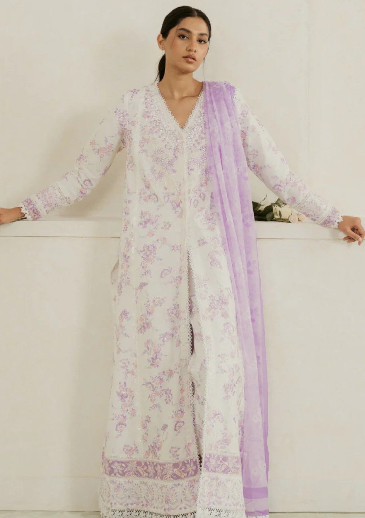Lawn - Ayzel - Amore - AA25#01 - AZURE