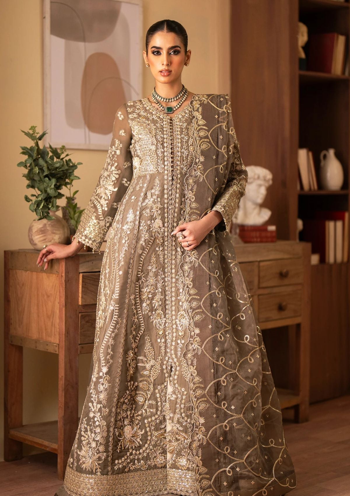 Formal Collection - Emaan Adeel - Romansiyyah Luxury 24 - Yesra