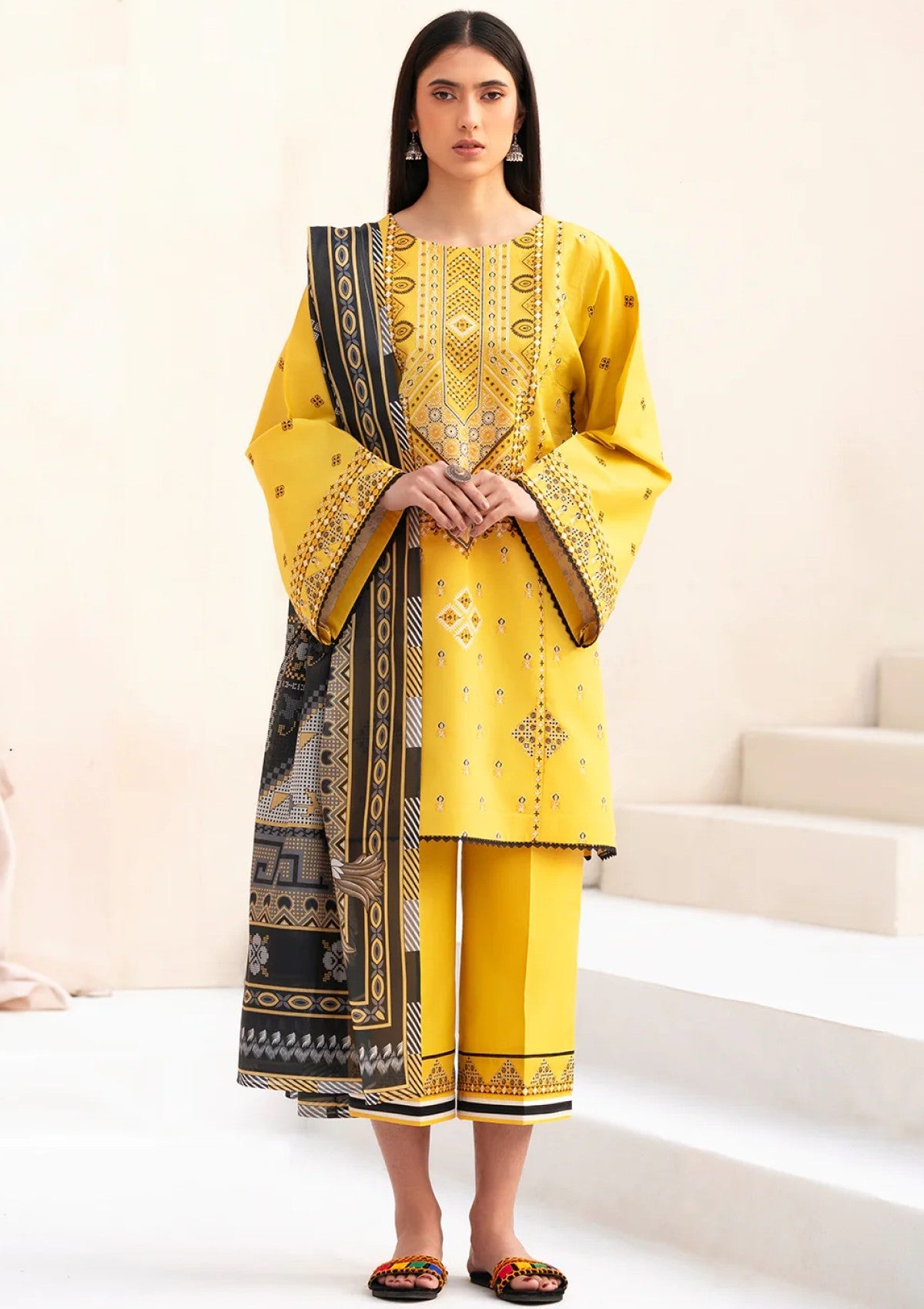 Lawn - Bin Ilyas - Aaina - BIA25# 86 - B