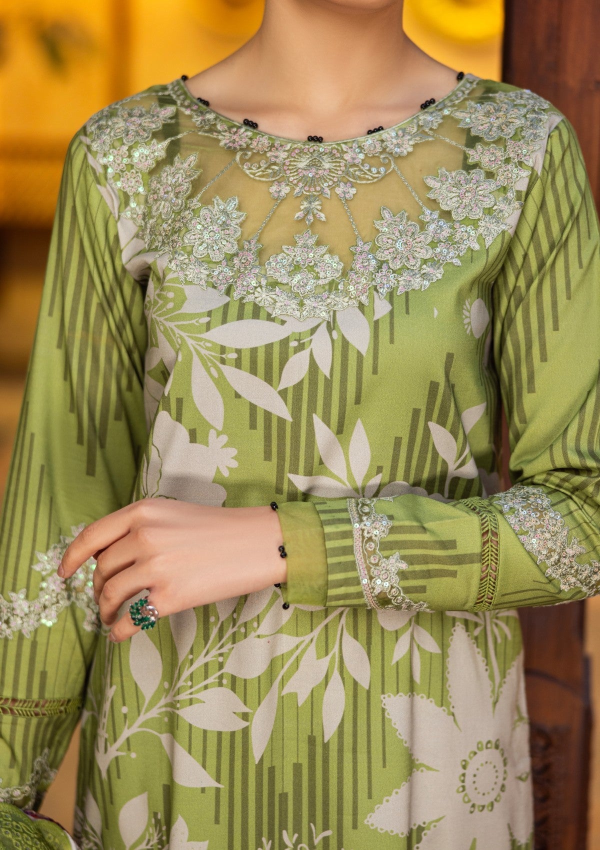 Lawn - Rubaaiyat - Print Melody 25 - RPM#15 - Pear Green