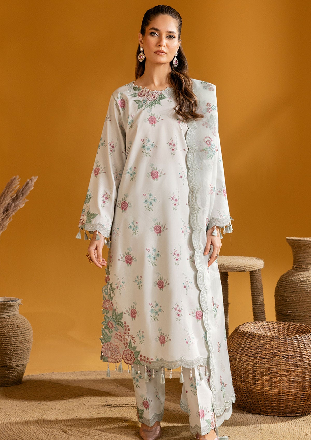 Lawn Collection - Alizeh - Maahi - AM24#01 - Ivy