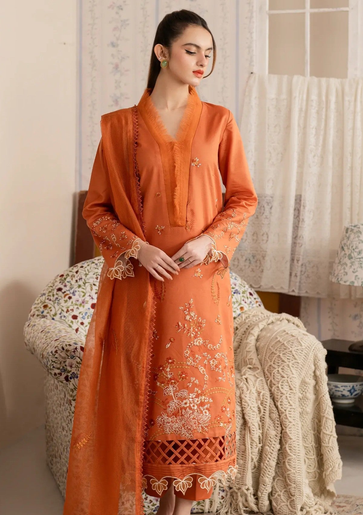 Lawn - Asifa & Nabeel - Meraki Vintage 25 - Nargis (MVL25-19)