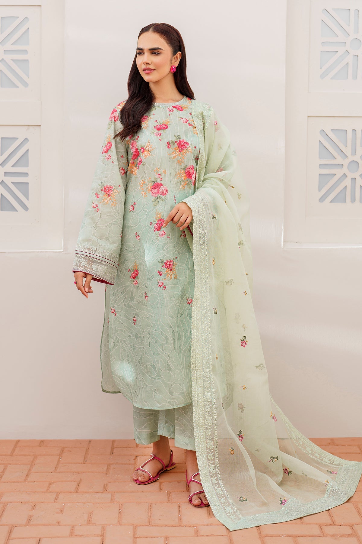 EMBROIDERED PRINTED LAWN UF-628