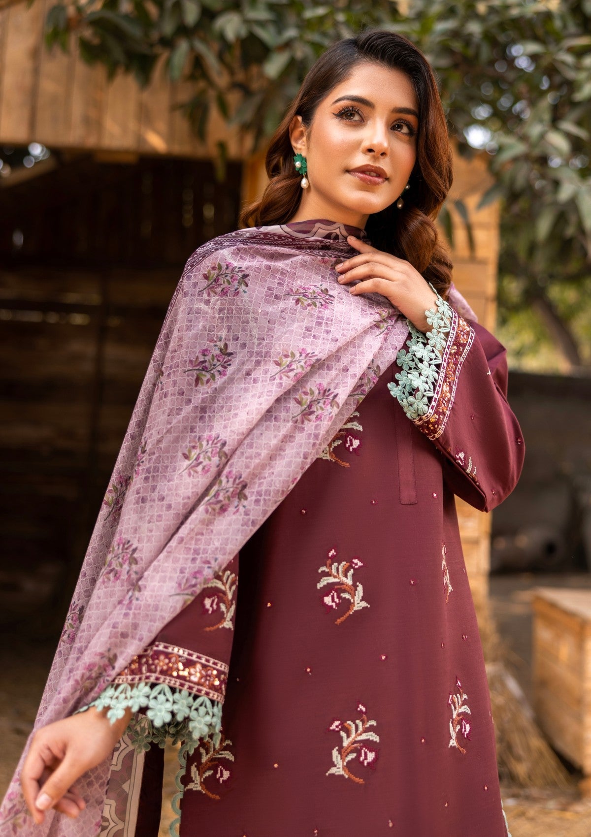 Lawn - Rubaaiyat - Luxe Attire 25 - D#06 - RASBERRY