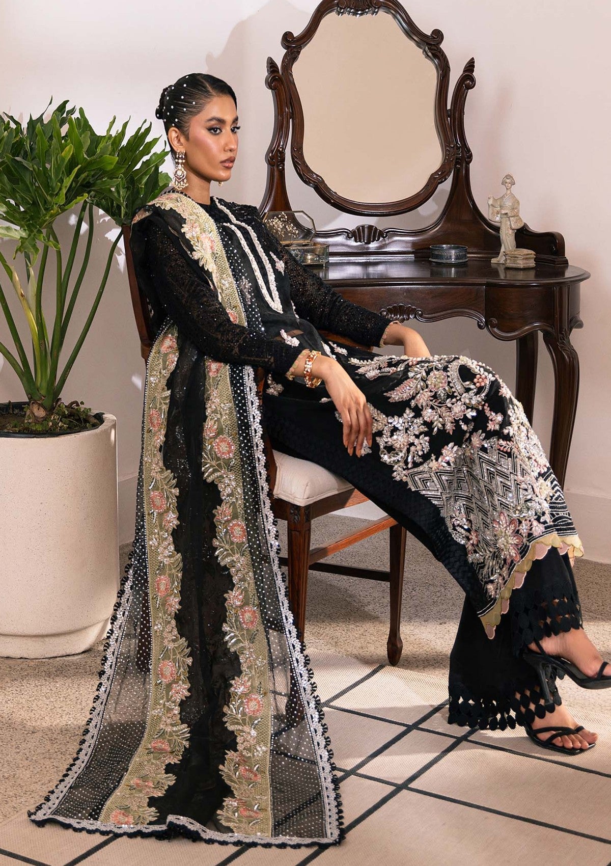 Formal Collection - Maryam Hussain - Marwa - MM24#05 - Sitara