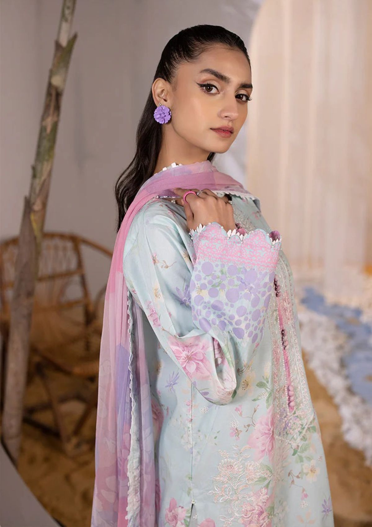 lawn-collection-ellena-unstitched-embroidered-eas-l3-06-04