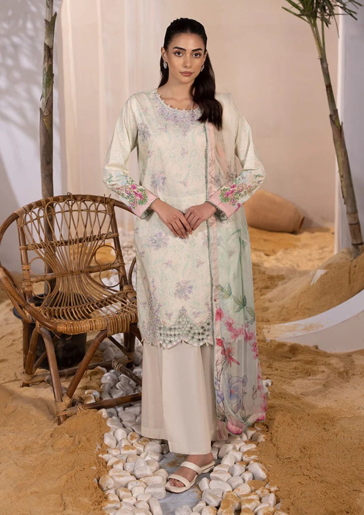 lawn-collection-ellena-unstitched-embroidered-eas-l3-06-07