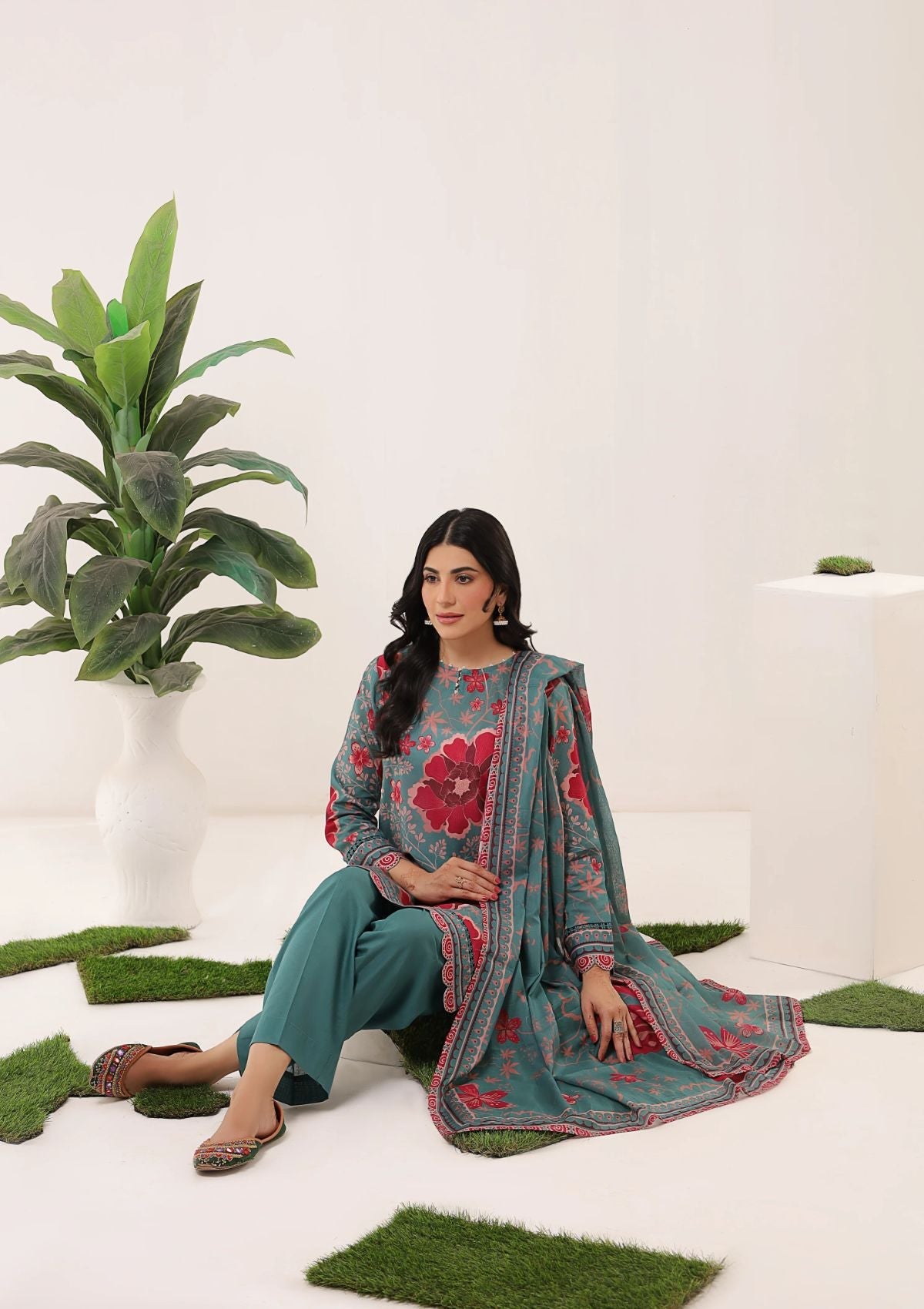 Lawn Collection - Keysha - Summer Bloom - Vol 04 - KS-SS-24-35