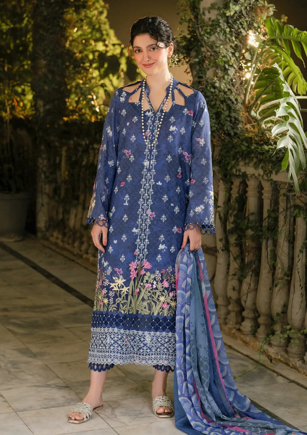 Lawn - Asifa & Nabeel - Gulkari 25 - GKL-05 - Azure Whisper